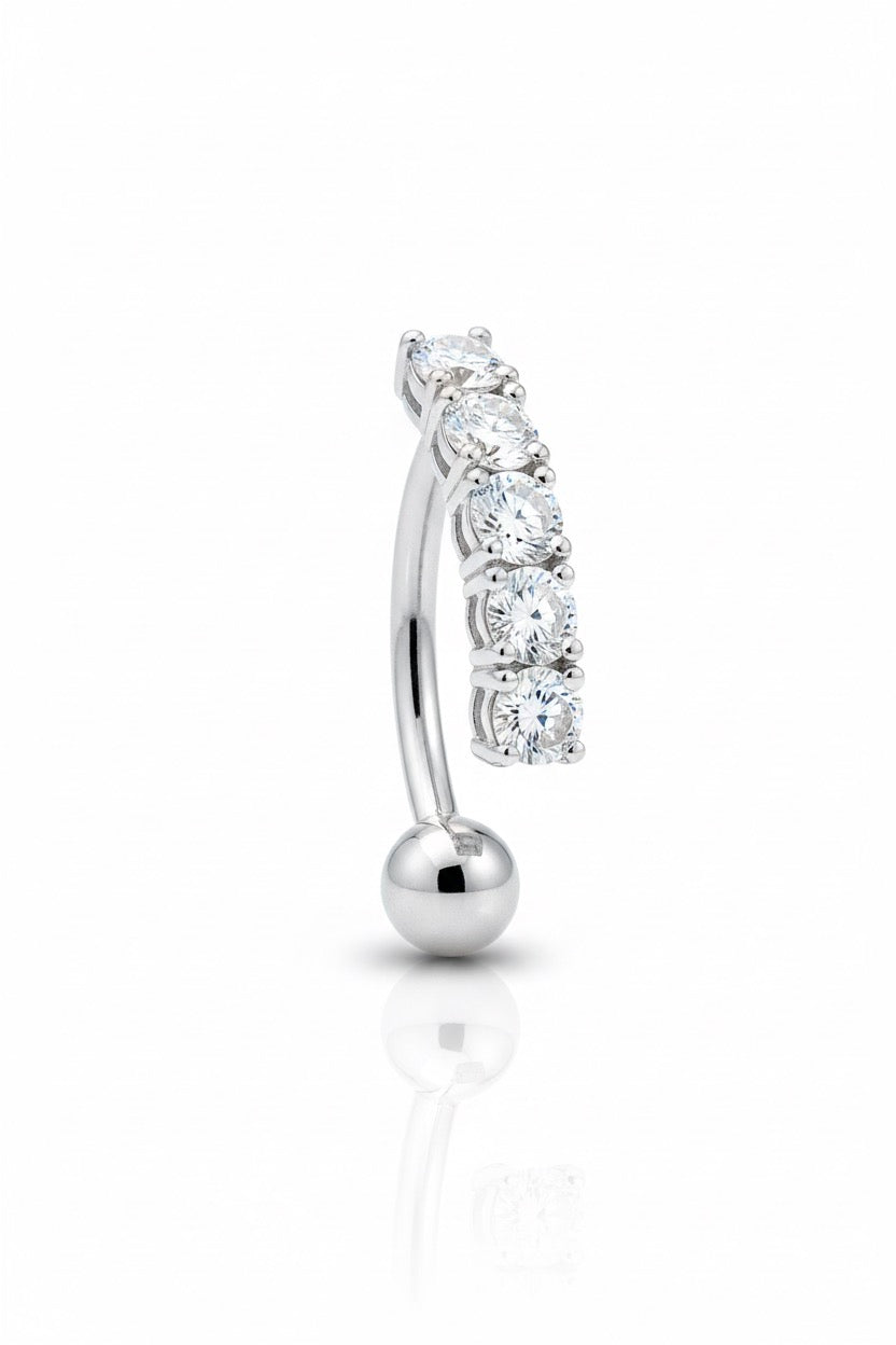 Navelpiercing med 5 cz stenar