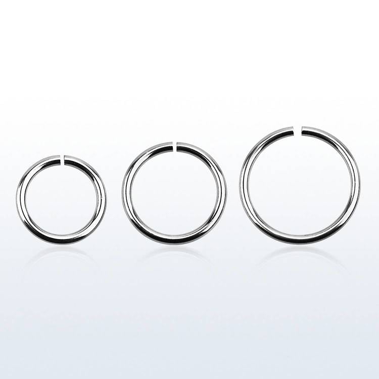 Sömlös ring 0,8 mm i kirurgiskt stål