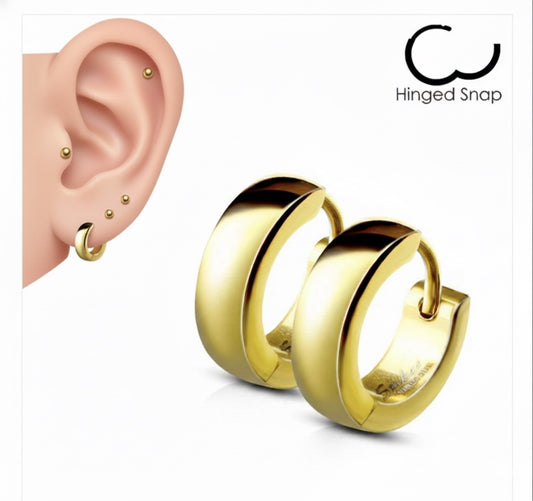 Huggies i Kirurgiskt Stål